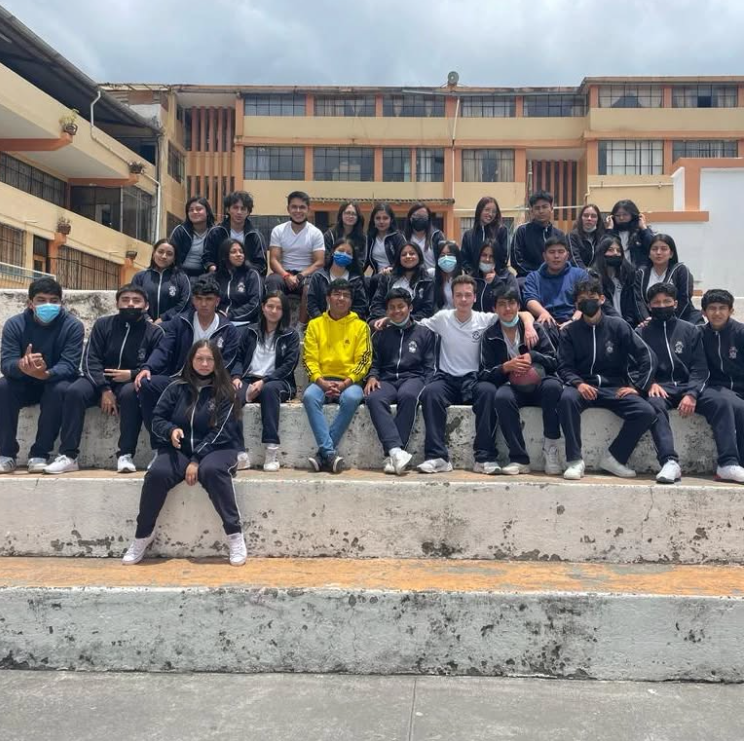Clase de Computación con estudiantes de la UE San Pedro Pascual